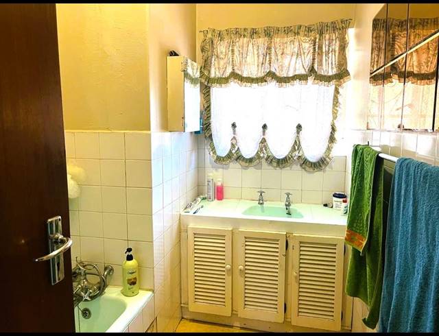 3 BEDROOM HOUSE FOR SALE IN THREE RIVERS